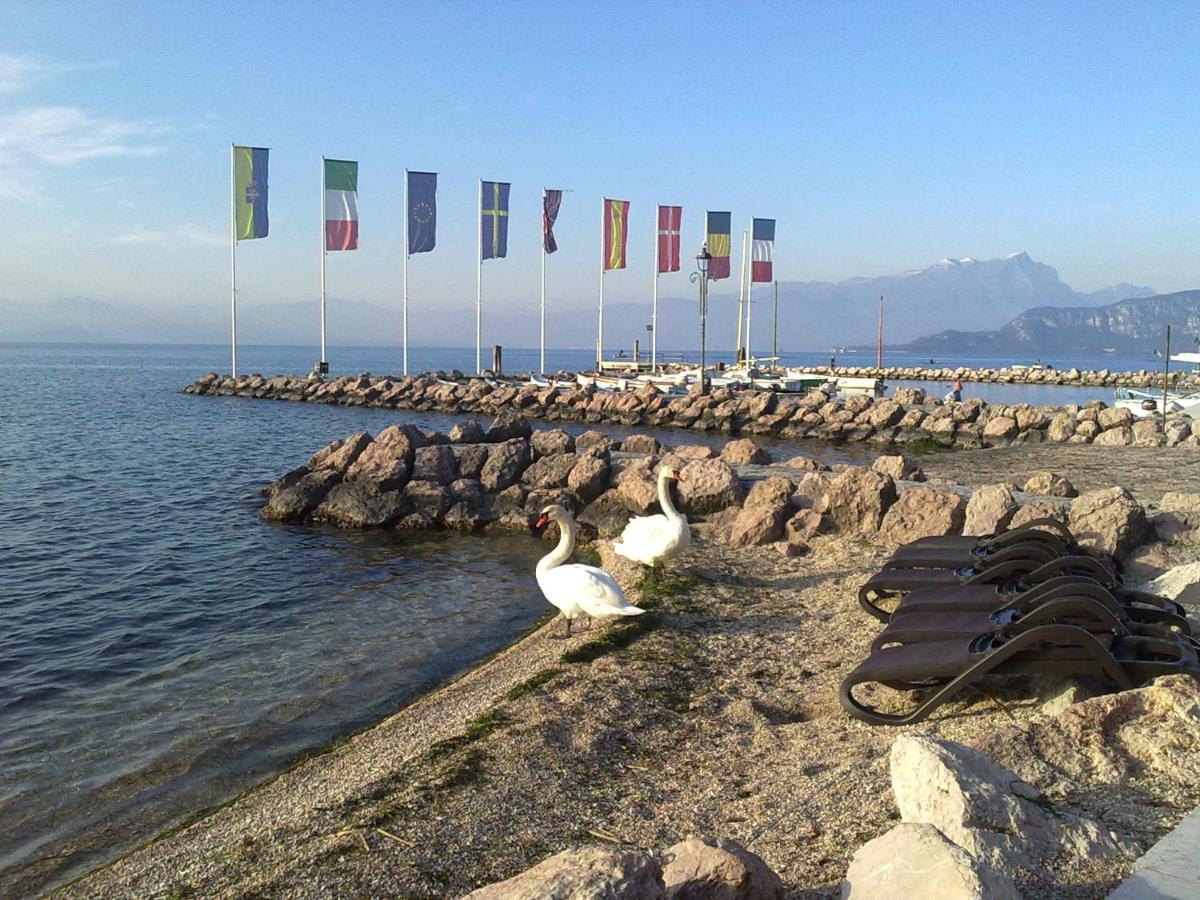 Residenza Al Sogno - On Lake Garda Cavaion Veronese Exteriör bild